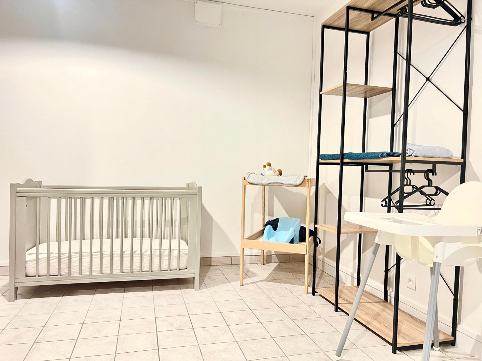 Le Grand Penon ~ Logement Spacieux A 6 Min Du Parc Saint-Georges-les-Baillargeaux Exterior photo